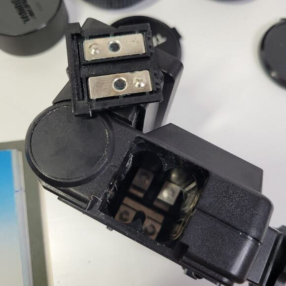 Nikon EM 35mm SLR Film Camera Lot Tamron LENS 70-210 And 28-70mm Rokunar Flash - Picture 6 of 10